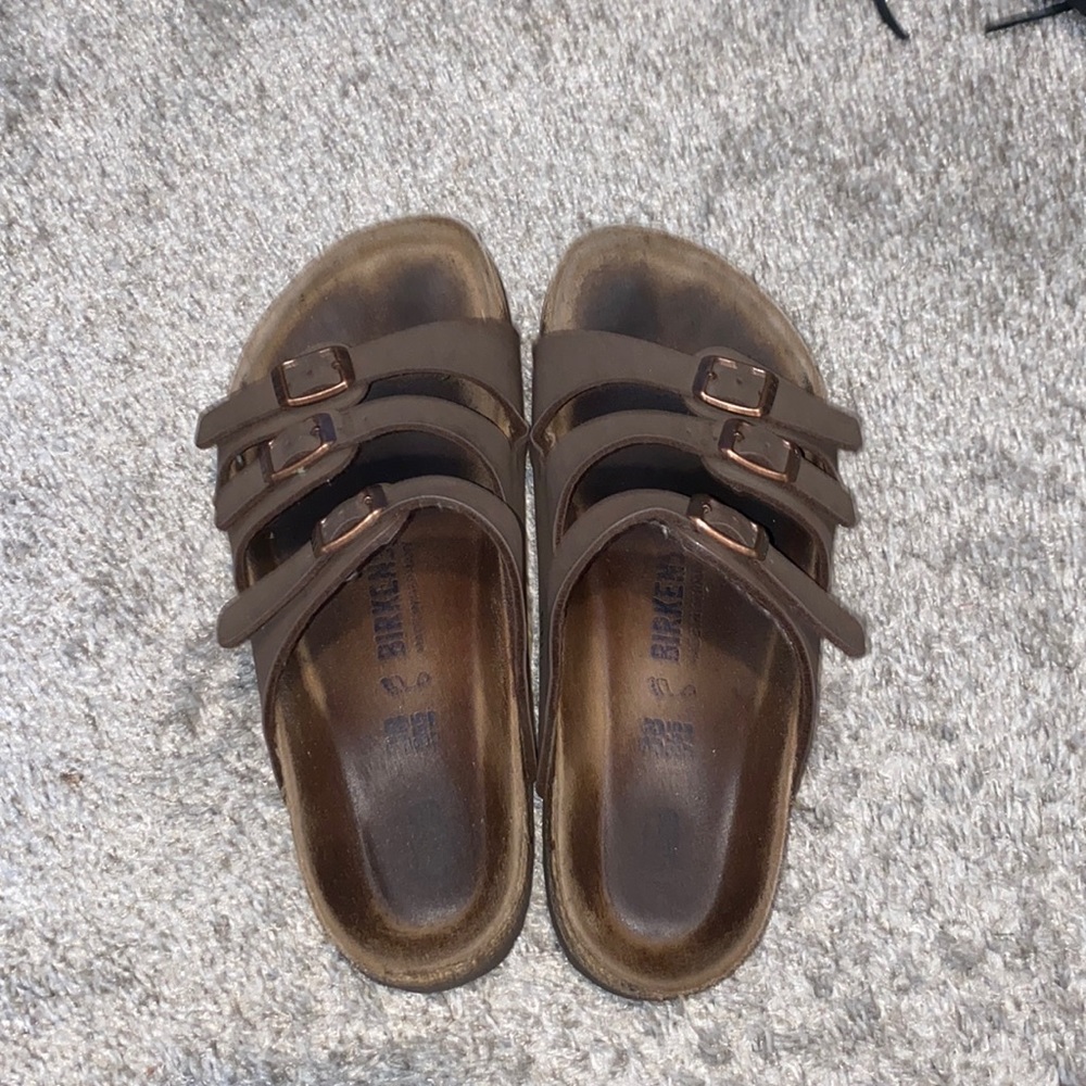 3 strap birkenstocks size 38